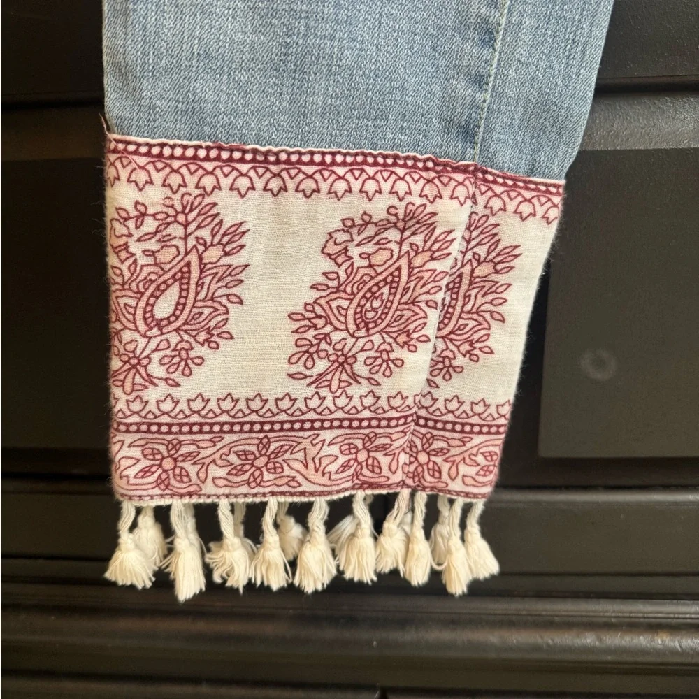 Anthropologie Women's Light Blue Jeans with Hem Details - Picture 6 of 10